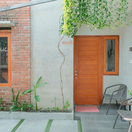 Andewi Guest House Denpasar Redpartner - Minimum Stay 30 Nights Sanur Exterior foto